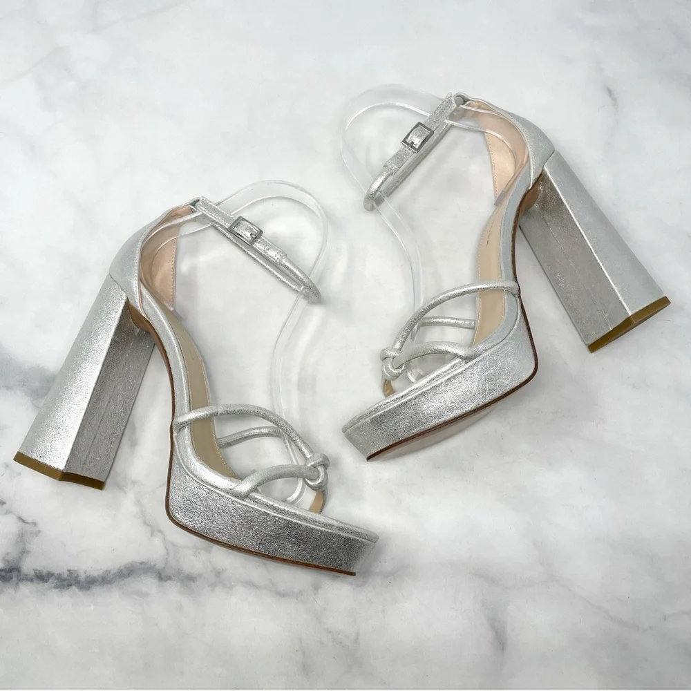NEW Pelle Moda Gilian Metallic Leather Platform Flared Block Heel Sandals Glam 9